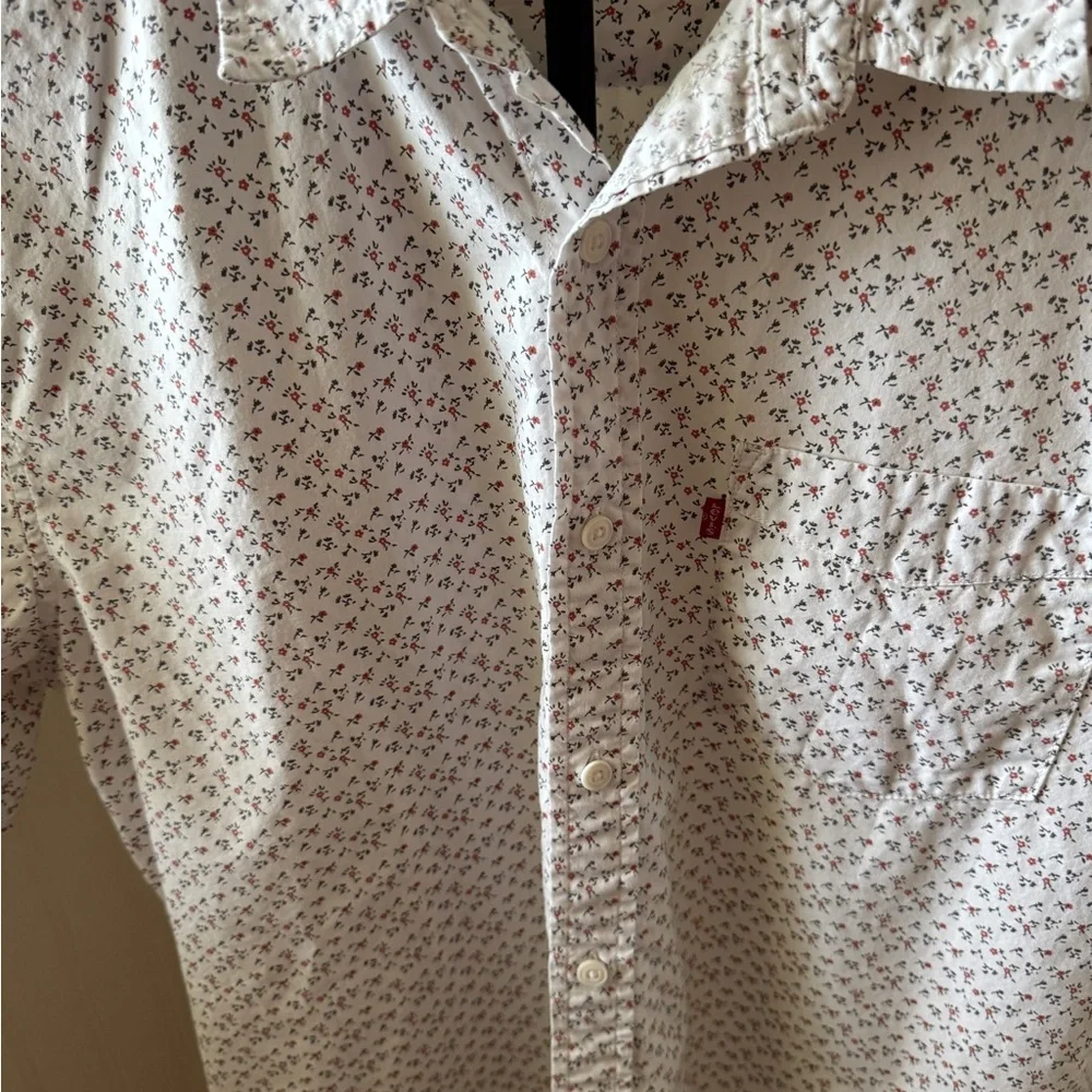 Levi's White and Red Patterned Casual Shirt